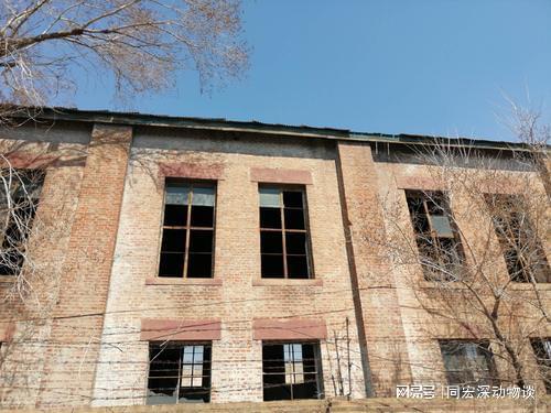 撫順三線軍工廠,位置隱蔽且神秘,舊址雖廢棄,但建筑依舊聳立